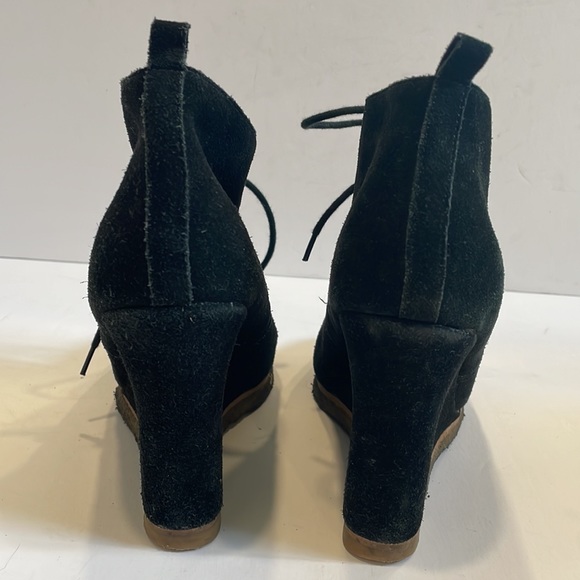 STEVE MADDEN Tanngoo Suede Wedge Lace Up Booties size 9 - Picture 6 of 11
